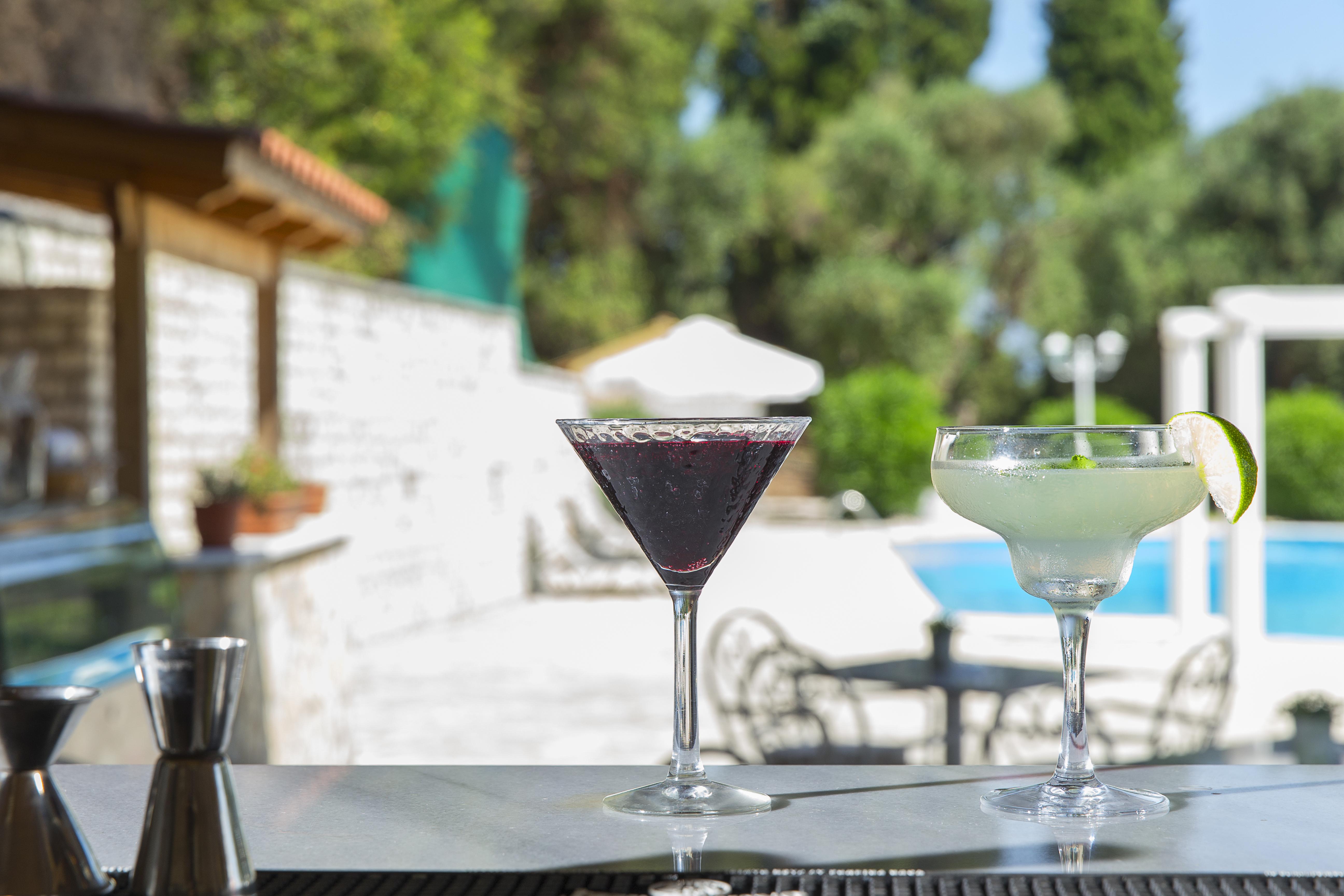 Aurora Beach Hotel Agios Ioannis Peristerion Екстериор снимка