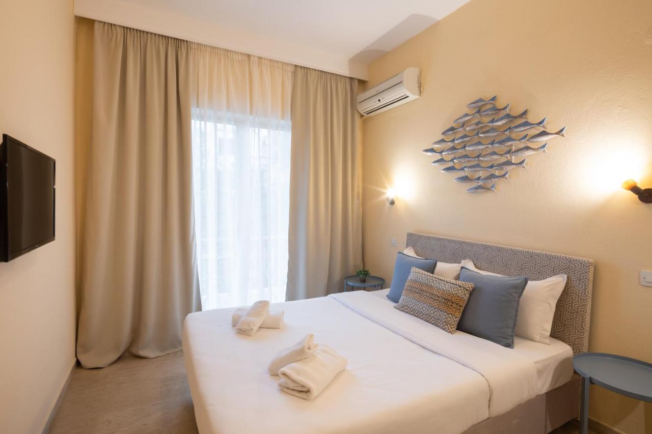 Aurora Beach Hotel Agios Ioannis Peristerion Екстериор снимка