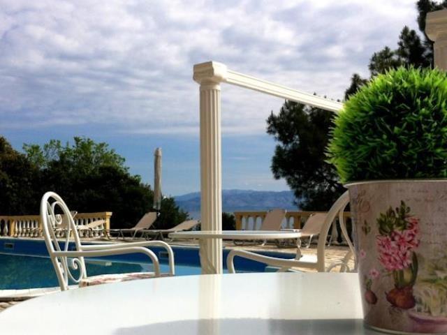 Aurora Beach Hotel Agios Ioannis Peristerion Екстериор снимка